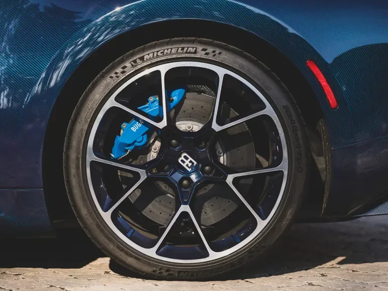 2018 Bugatti Chiron - Image 22 of 31