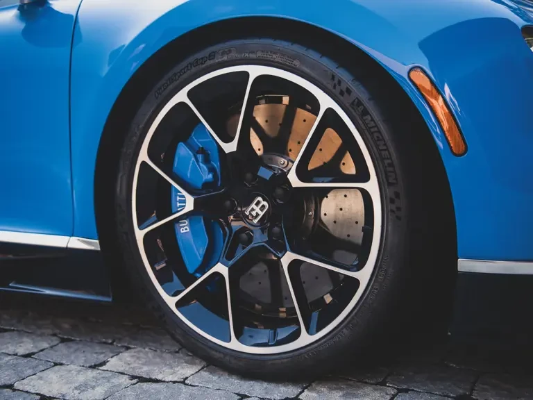 2018 Bugatti Chiron - Image 13 of 31
