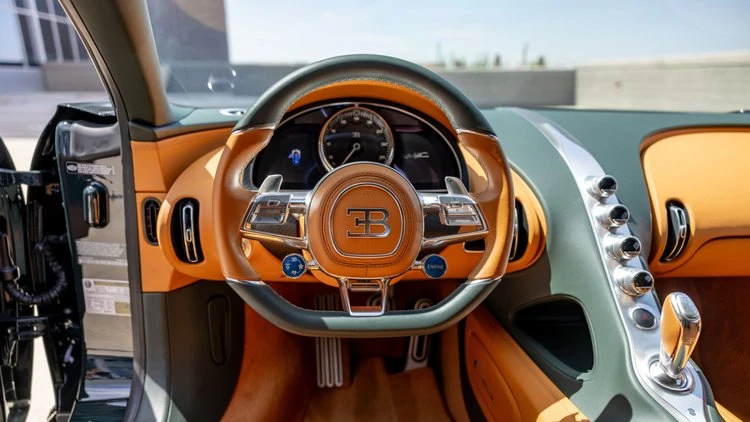 2018 Bugatti Chiron - Image 16 of 21