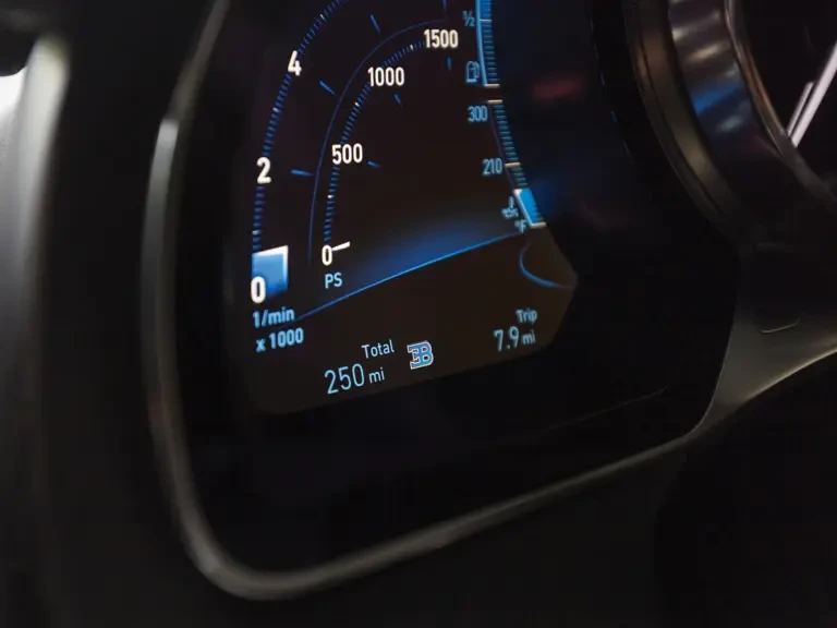 2018 Bugatti Chiron - Image 15 of 31