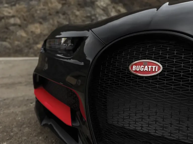 2018 Bugatti Chiron - Image 7 of 31