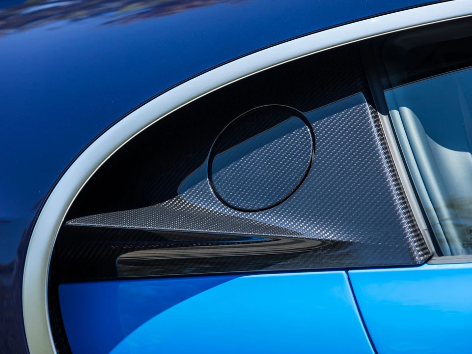 2018 Bugatti Chiron - Image 29 of 31