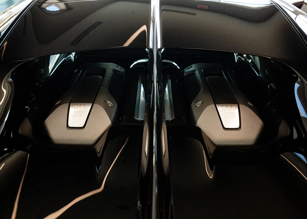 2018 Bugatti Chiron - Image 3 of 31