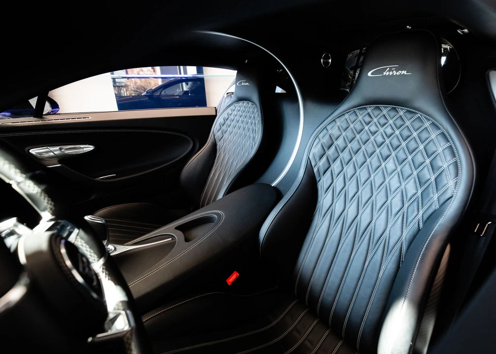2018 Bugatti Chiron - Image 11 of 31