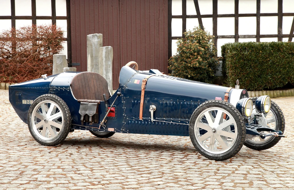 2018 Bugatti - Image 2 of 18