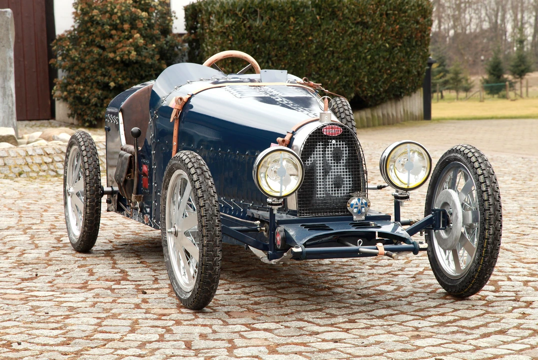 2018 Bugatti - Image 4 of 18
