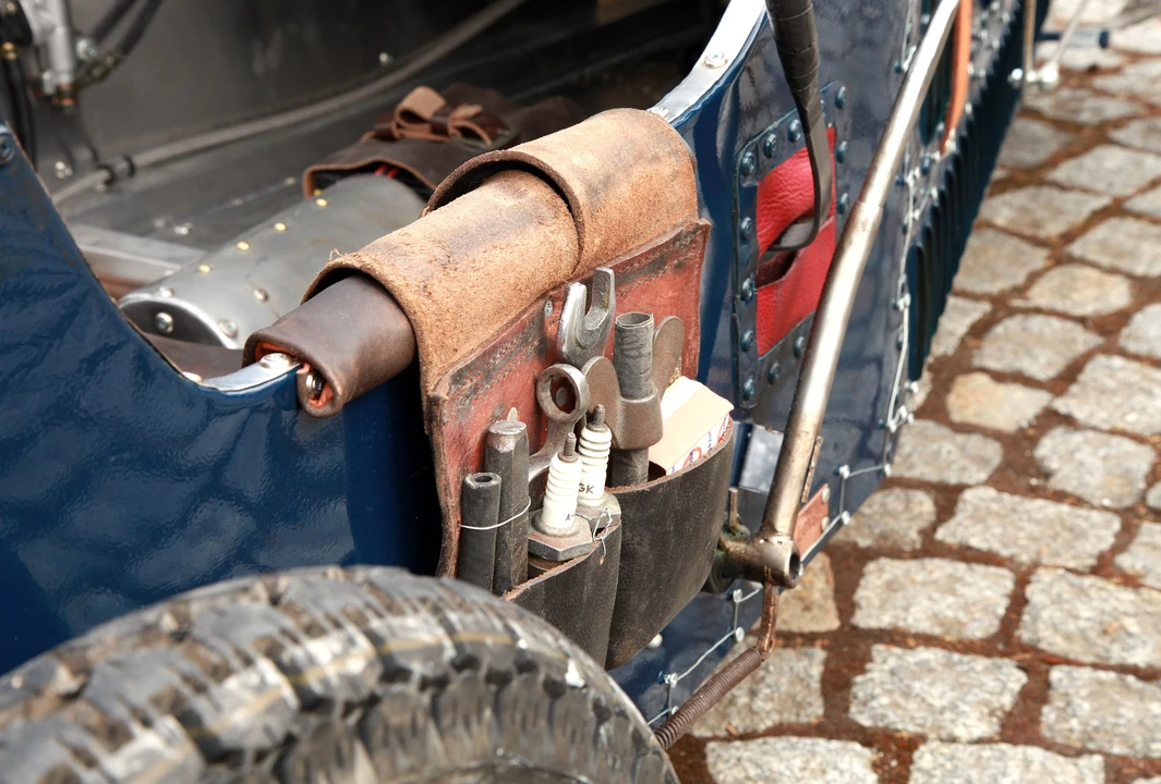 2018 Bugatti - Image 15 of 18