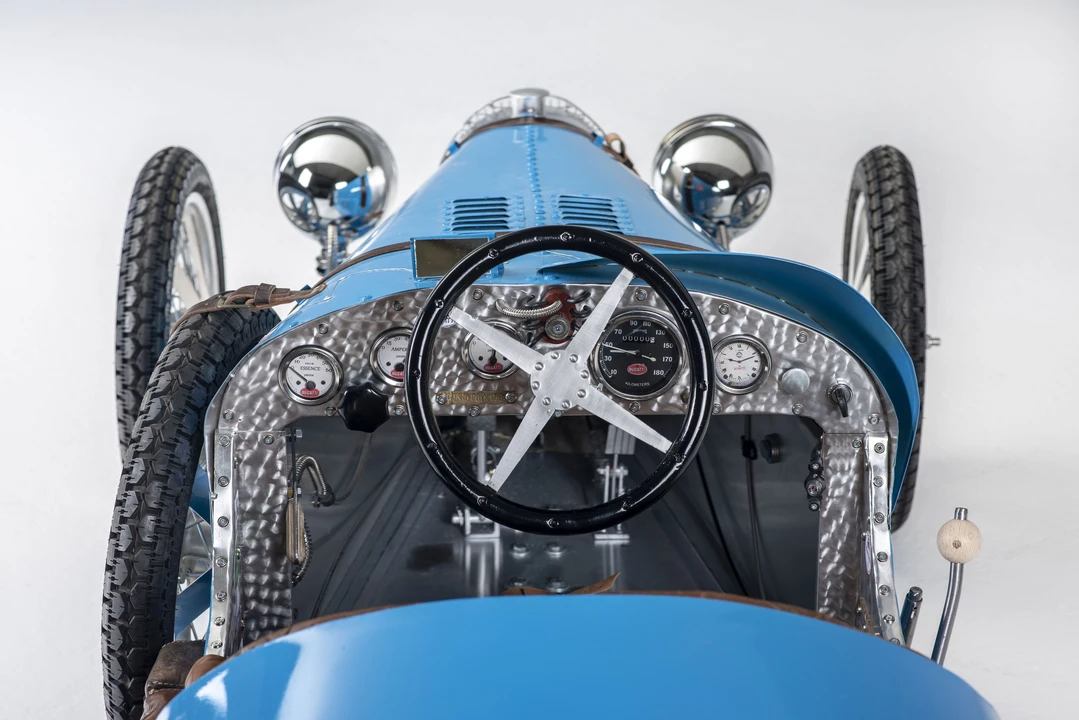 2018 Bugatti - Image 10 of 12