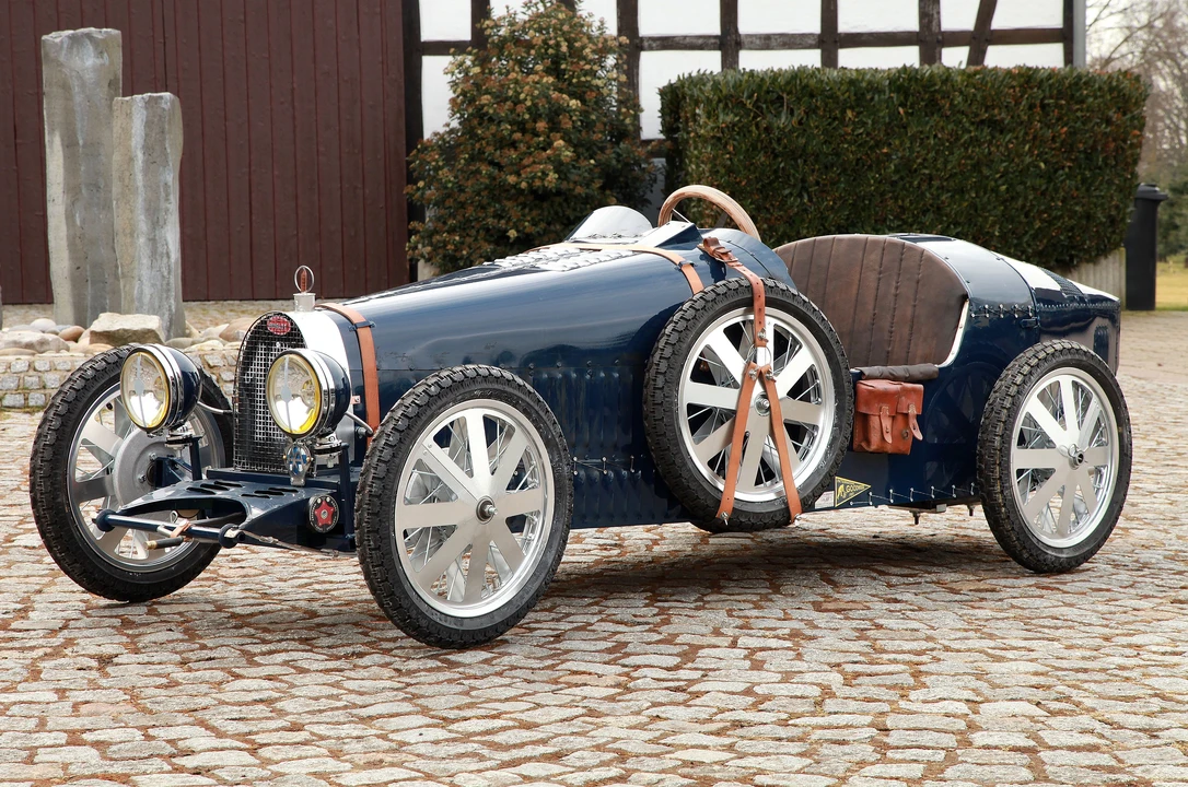 2018 Bugatti - Image 3 of 18