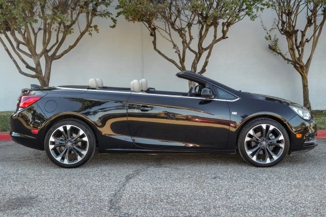 2018 Buick - Image 10 of 21