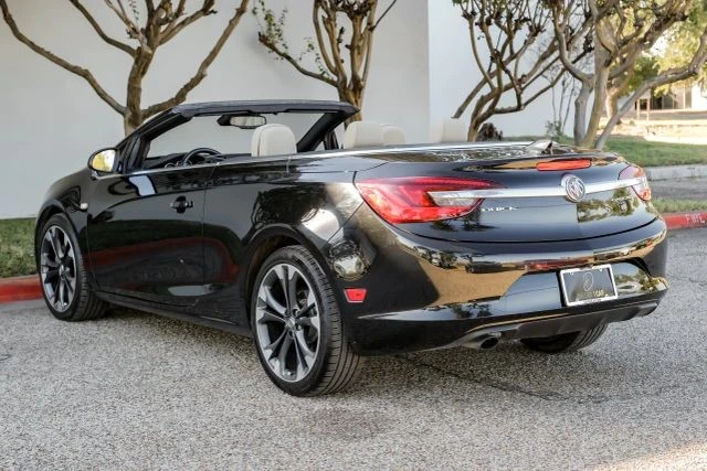 2018 Buick - Image 16 of 21