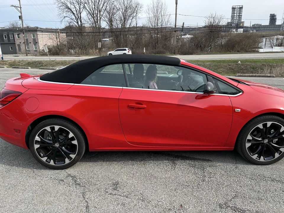 2018 Buick - Image 10 of 21