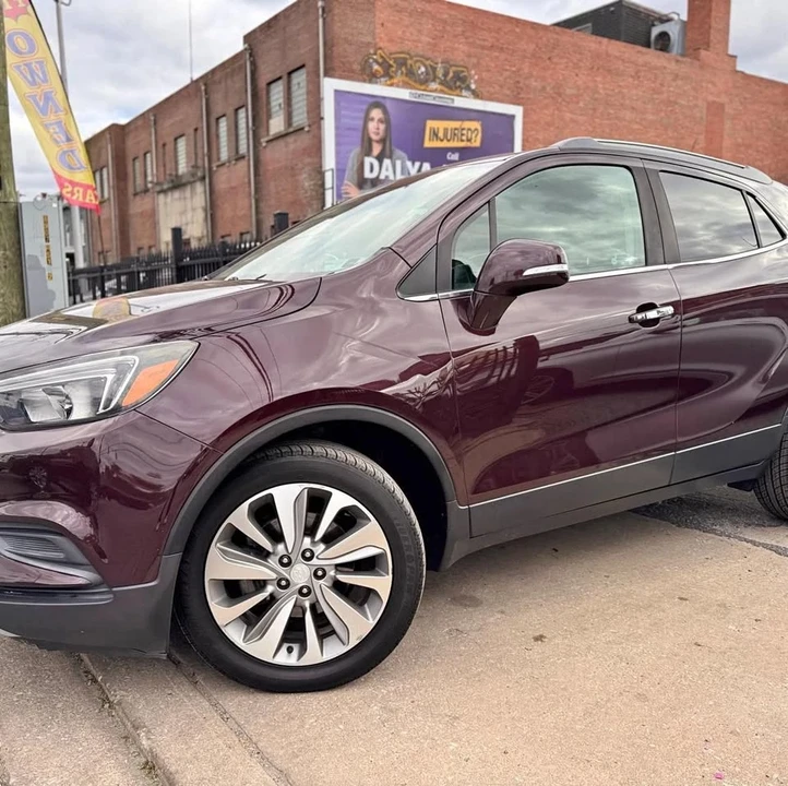 2018 Buick Encore - Image 1 of 17