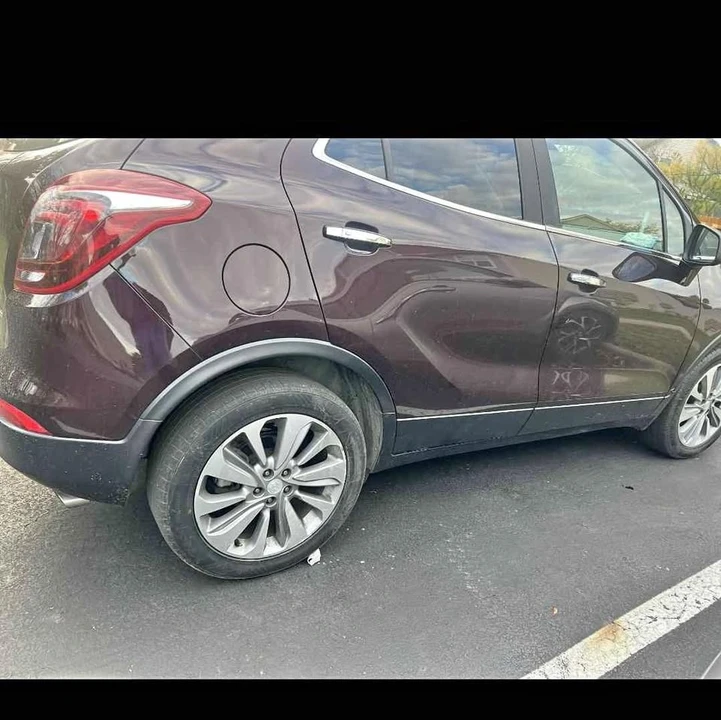2018 Buick Encore - Image 1 of 8