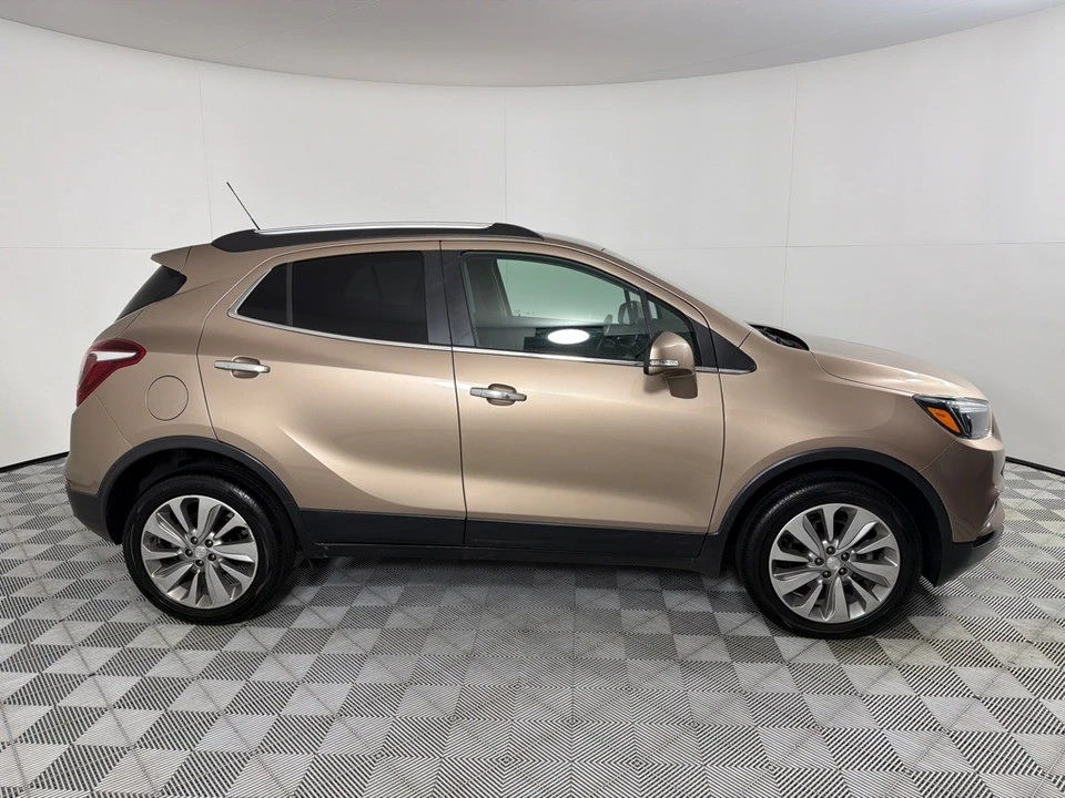 2018 Buick Encore - Image 4 of 21