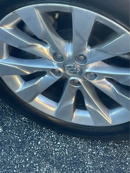 2018 Buick Envision - Image 6 of 8