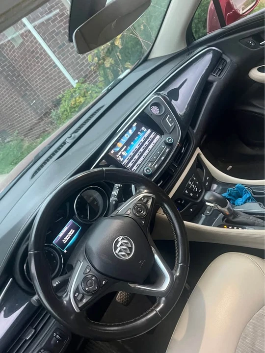 2018 Buick Envision - Image 4 of 7