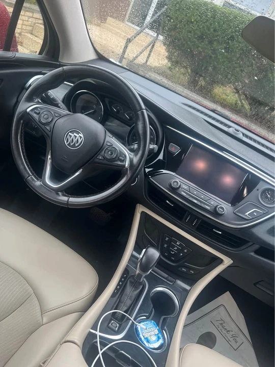 2018 Buick Envision - Image 2 of 7