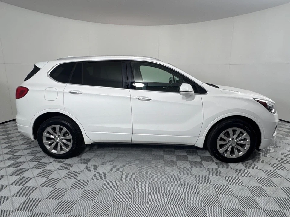 2018 Buick Envision - Image 4 of 12
