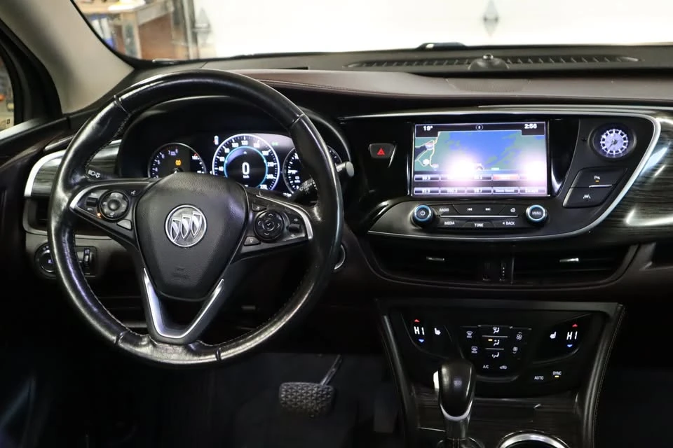2018 Buick Envision - Image 10 of 20