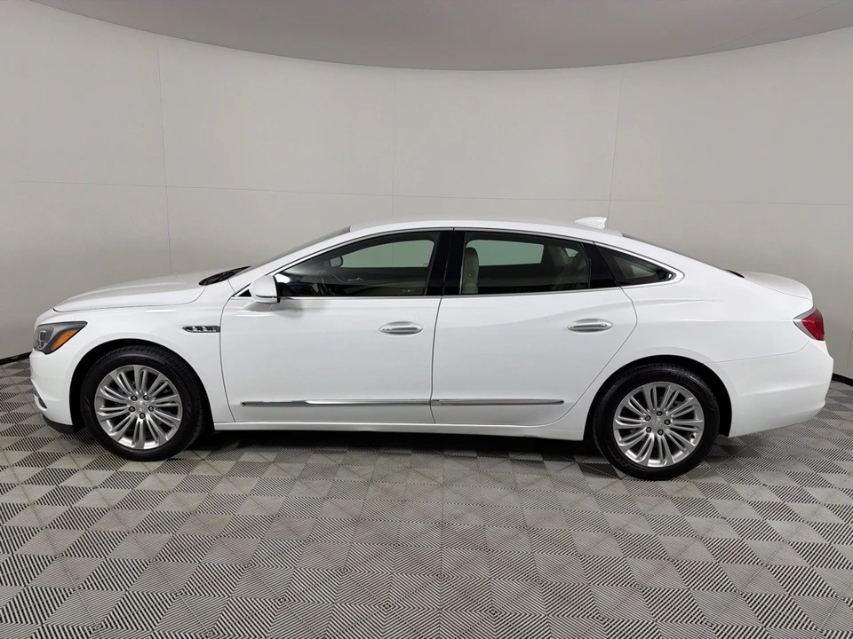 2018 Buick LaCrosse - Image 8 of 12