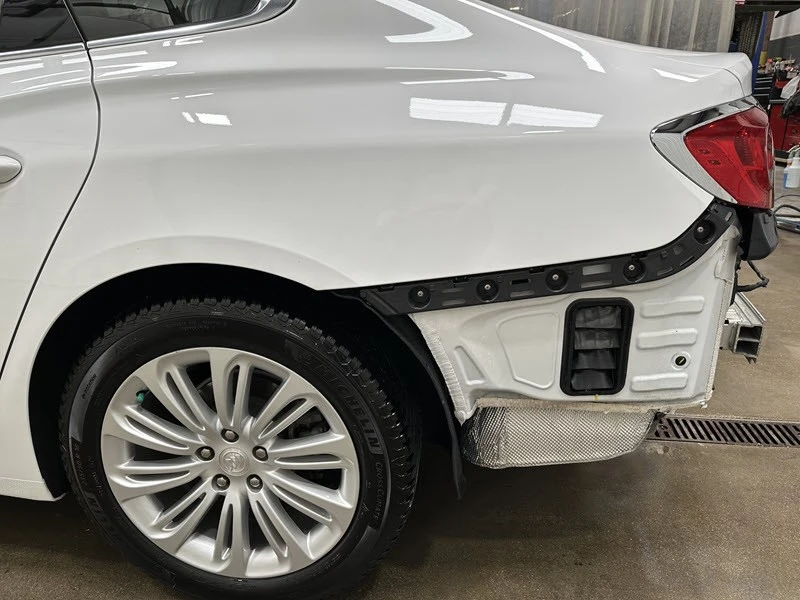2018 Buick LaCrosse - Image 13 of 21