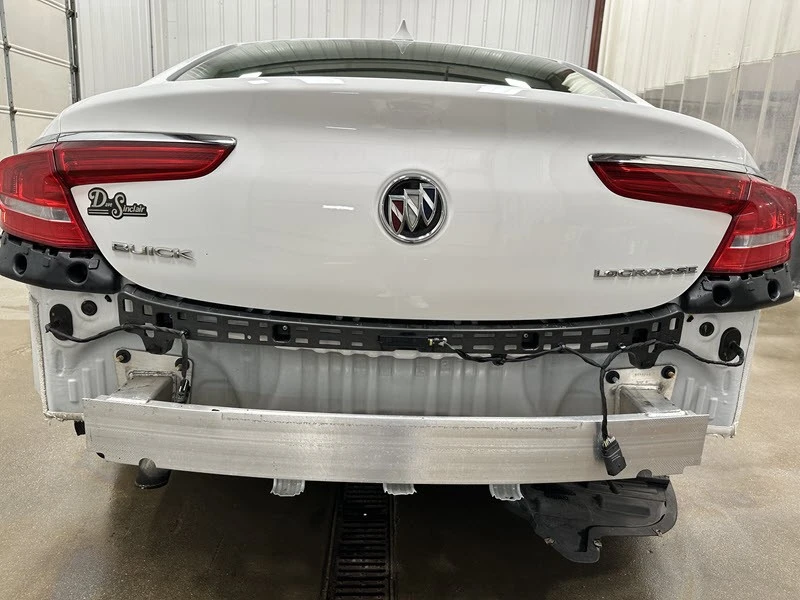 2018 Buick LaCrosse - Image 15 of 21