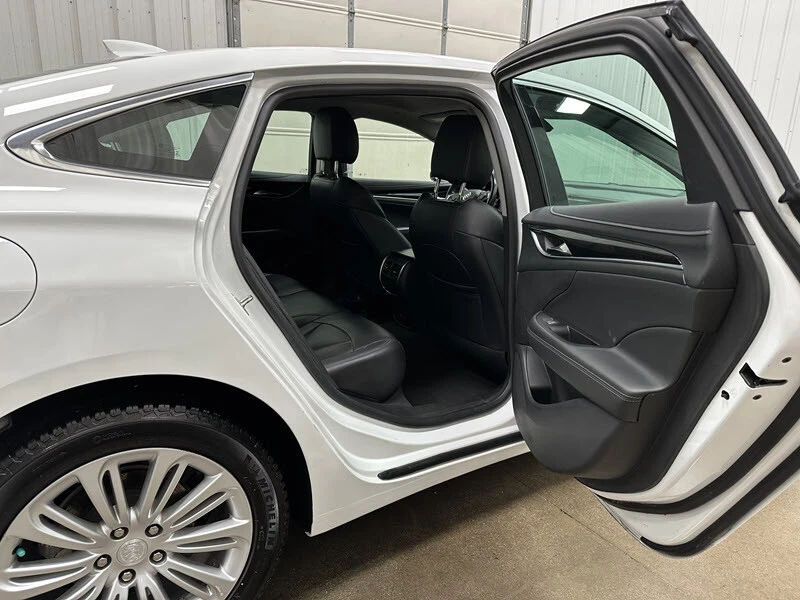 2018 Buick LaCrosse - Image 17 of 21