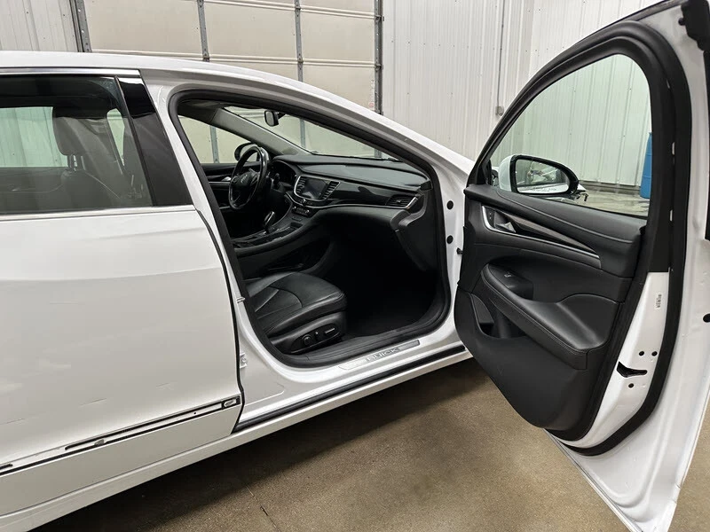 2018 Buick LaCrosse - Image 20 of 21