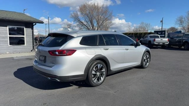 2018 Buick Regal - Image 8 of 14