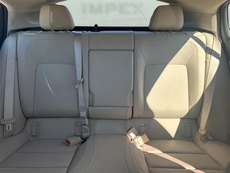 2018 Buick Regal - Image 11 of 12