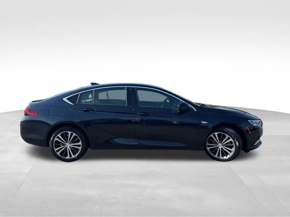 2018 Buick Regal - Image 6 of 8