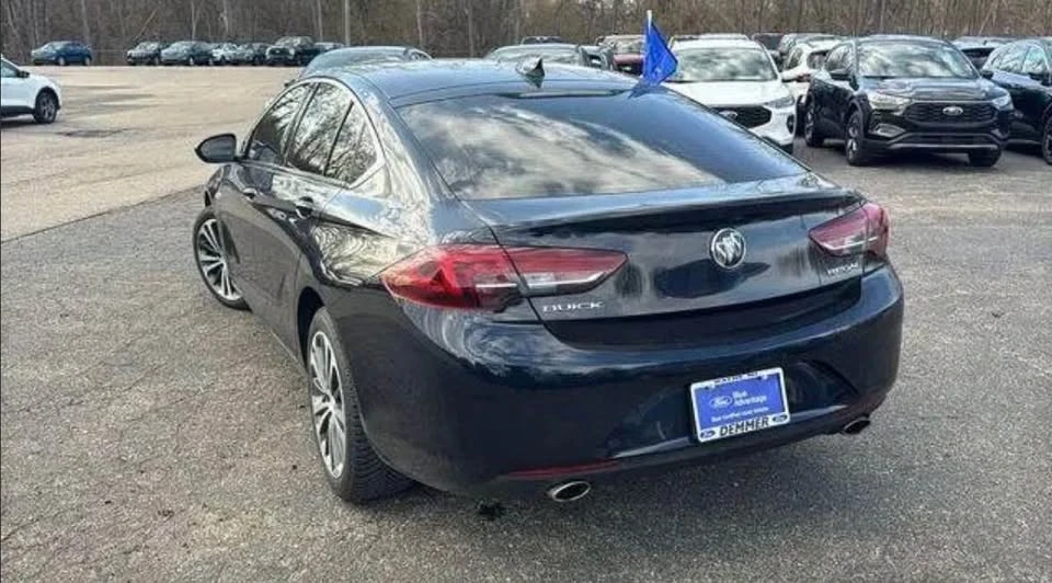 2018 Buick Regal - Image 4 of 5
