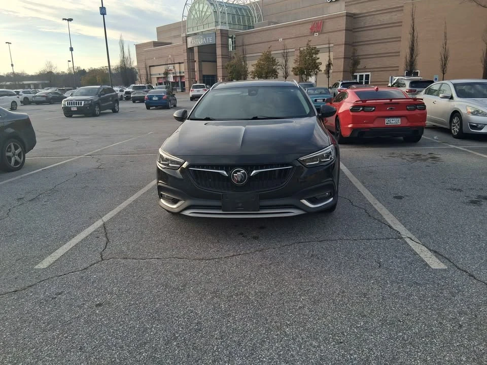 2018 Buick Regal - Image 2 of 10