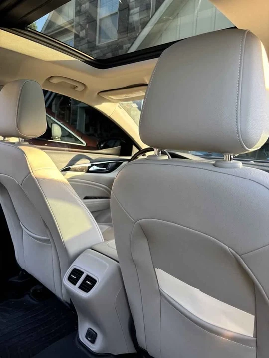 2018 Buick Regal - Image 8 of 10