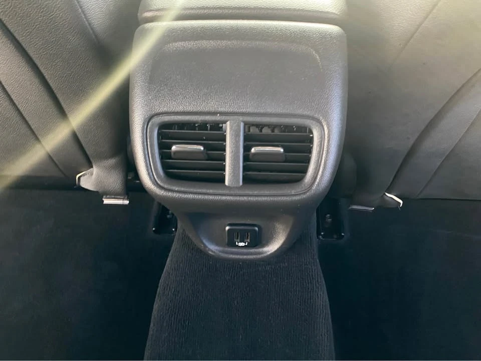 2018 Buick Regal - Image 12 of 19