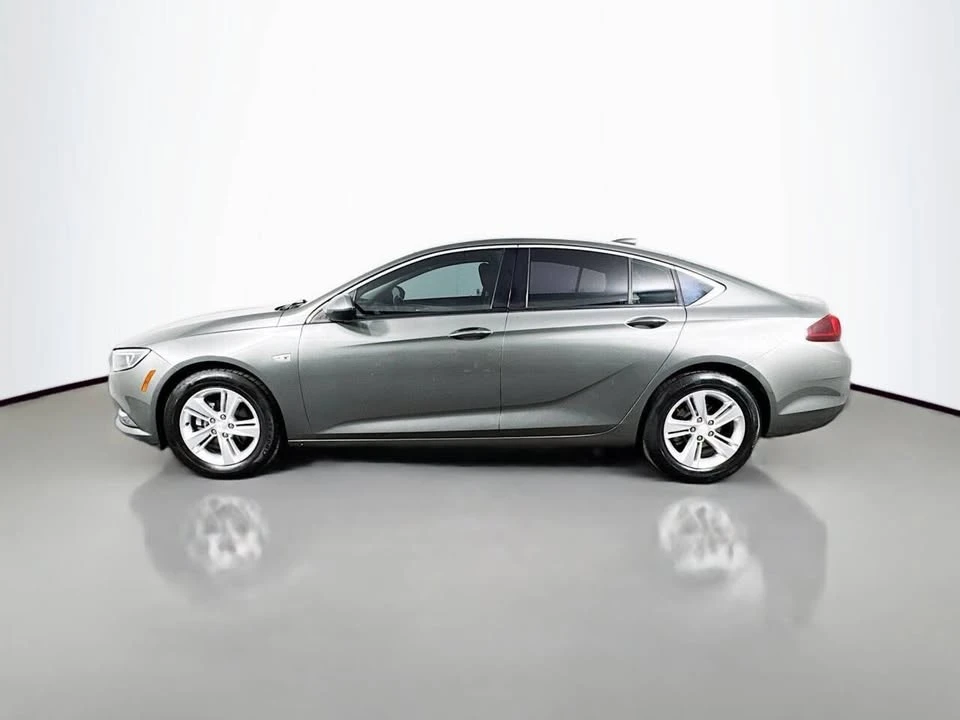 2018 Buick Regal - Image 2 of 20