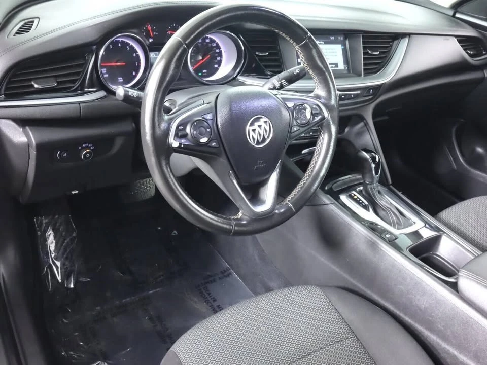 2018 Buick Regal - Image 9 of 20