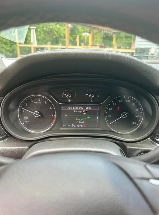 2018 Buick Regal - Image 2 of 6