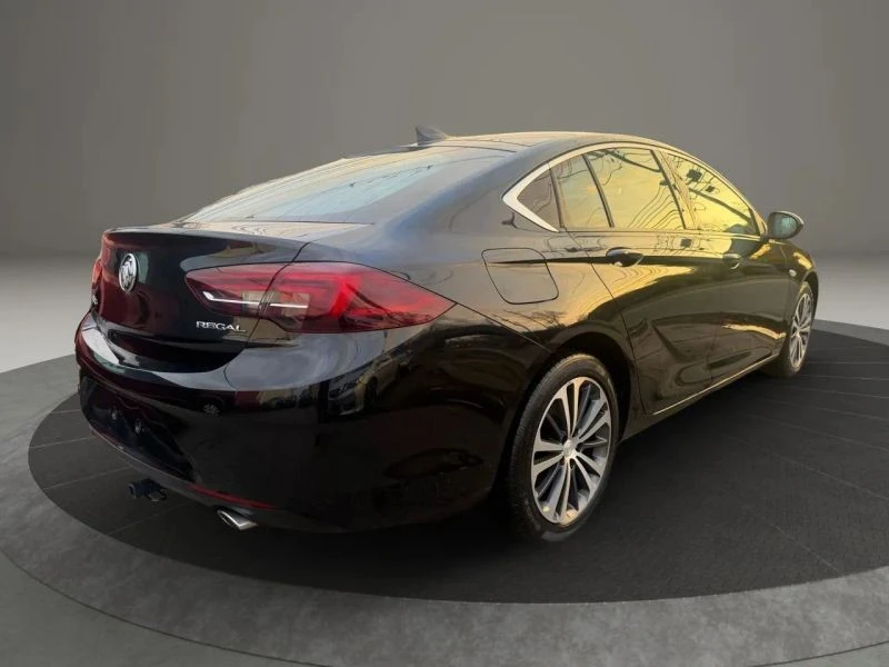 2018 Buick Regal - Image 5 of 12