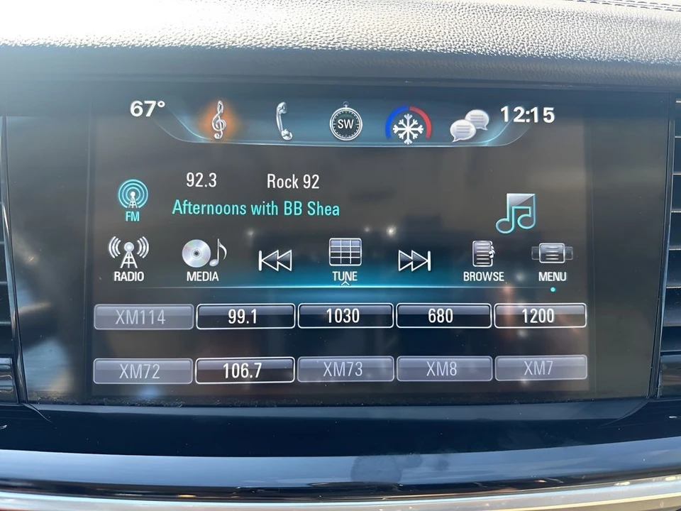 2018 Buick Regal - Image 17 of 21
