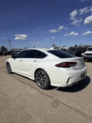 2018 Buick Regal - Image 2 of 8