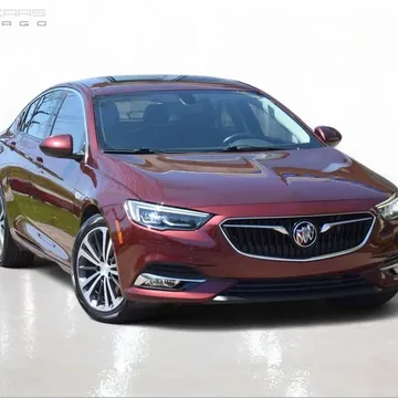 2018 Buick Regal Sportback Essence