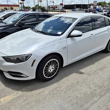 2018 Buick Regal Sportback