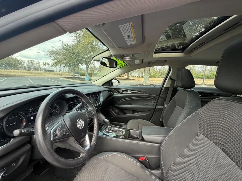 2018 Buick Regal - Image 7 of 21