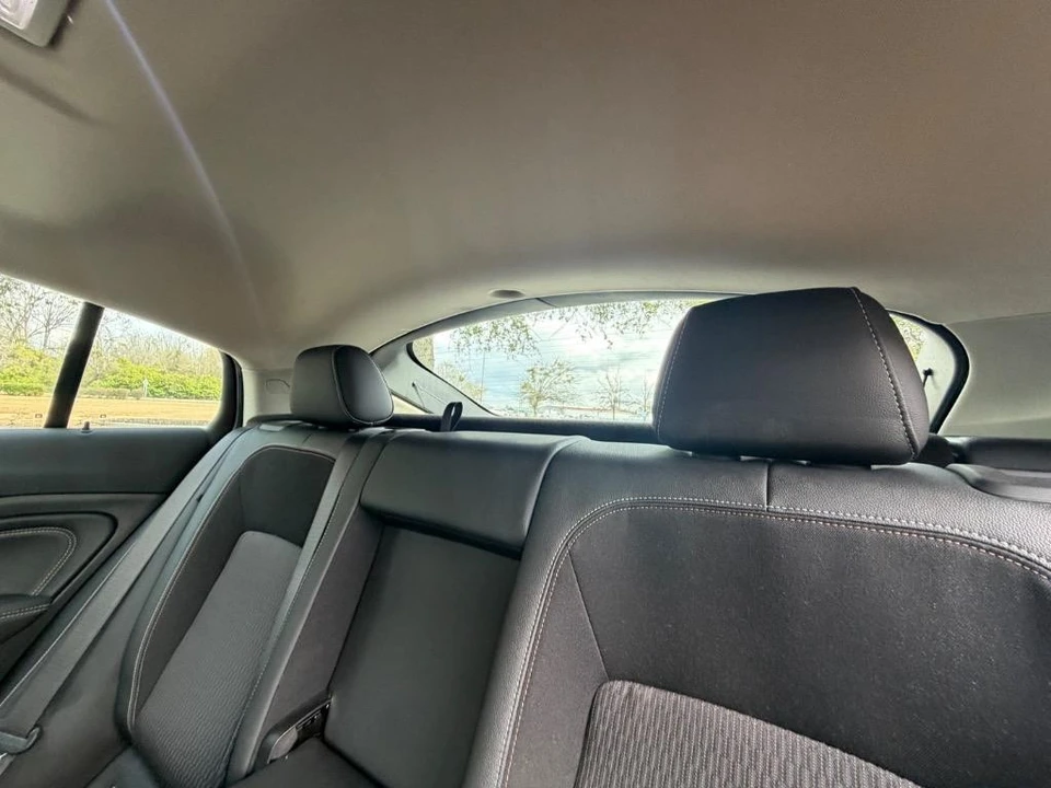2018 Buick Regal - Image 19 of 21