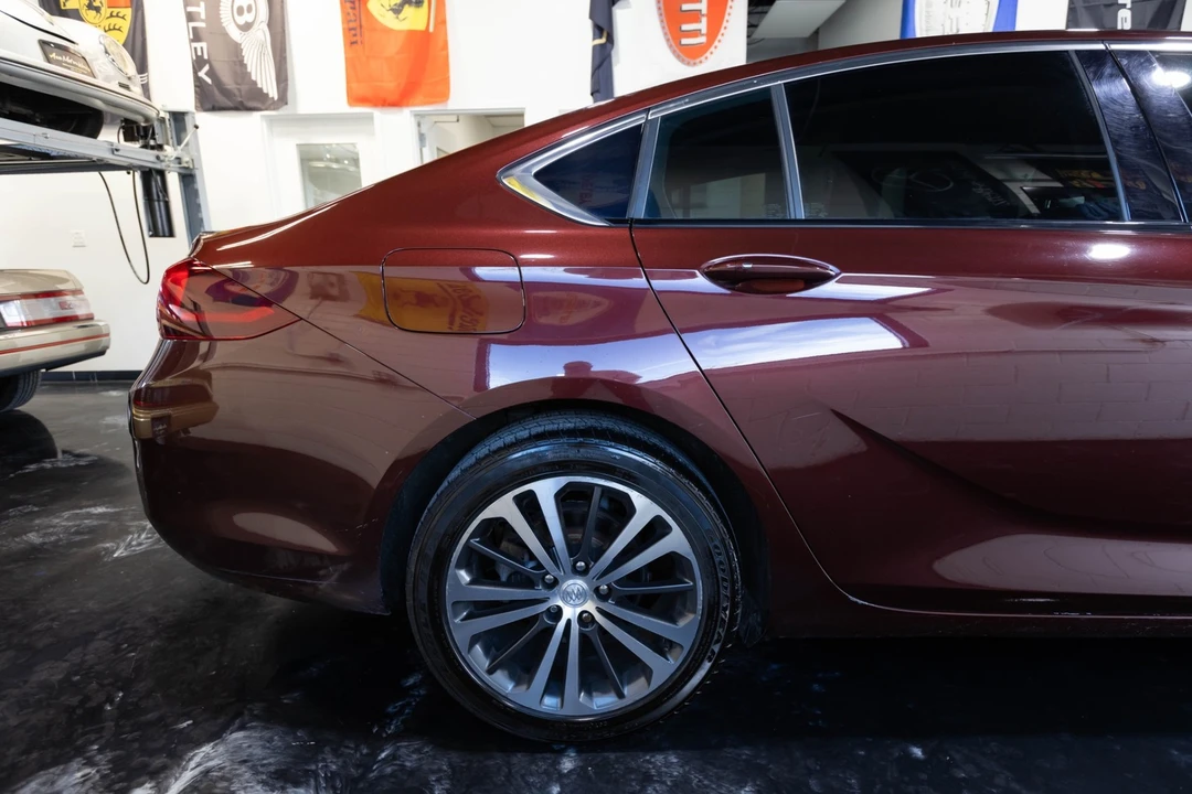 2018 Buick Regal - Image 14 of 21