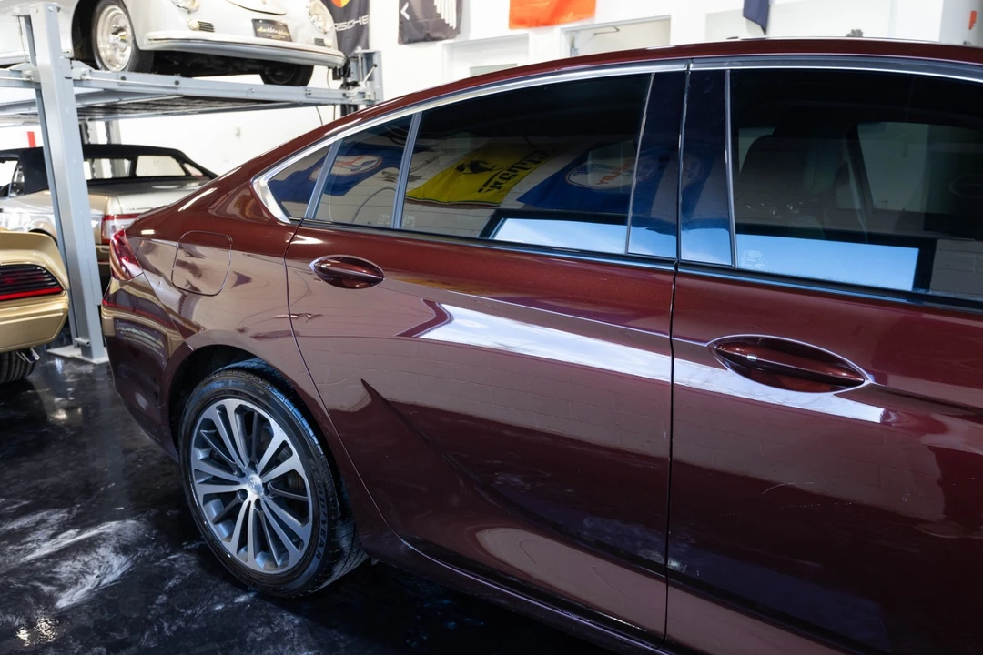 2018 Buick Regal - Image 13 of 21