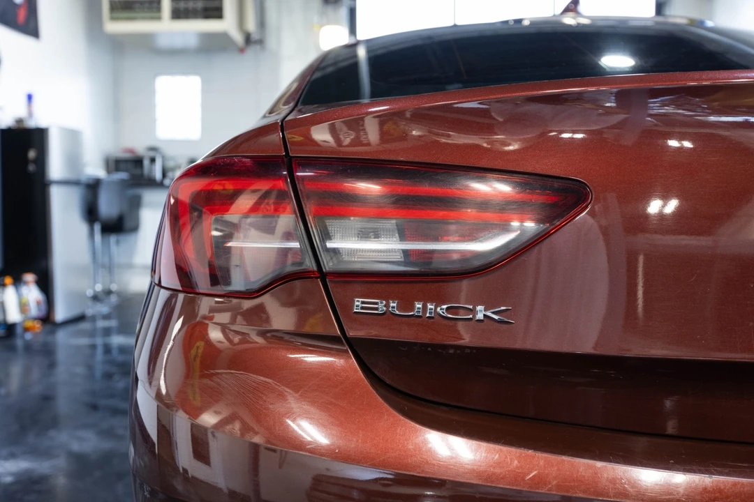 2018 Buick Regal - Image 10 of 21