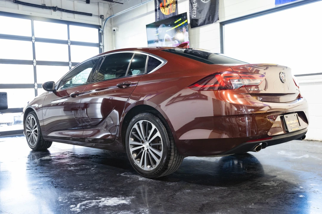 2018 Buick Regal - Image 8 of 21